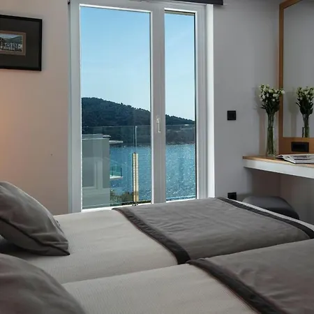 Royal Neptun Hotel 4*
