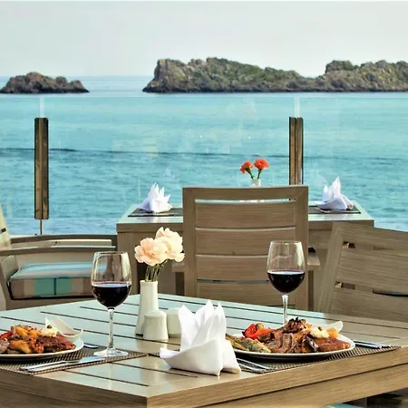 Royal Neptun Hotel 4*