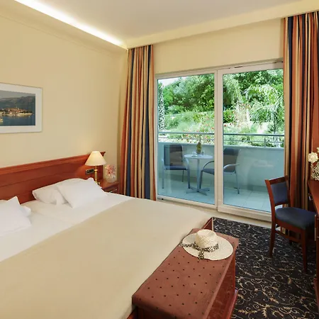 Szálloda Royal Neptun 4*