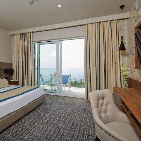 Royal Neptun Hotel